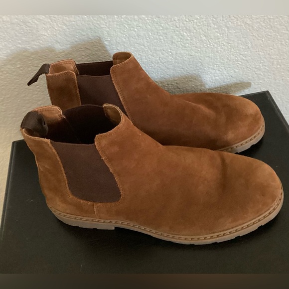 Crown Vintage Suede Hilde Chelsea Boots - Picture 1 of 8